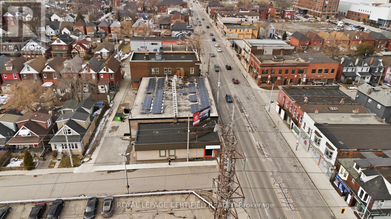 590 Barton Street E, Hamilton, ON