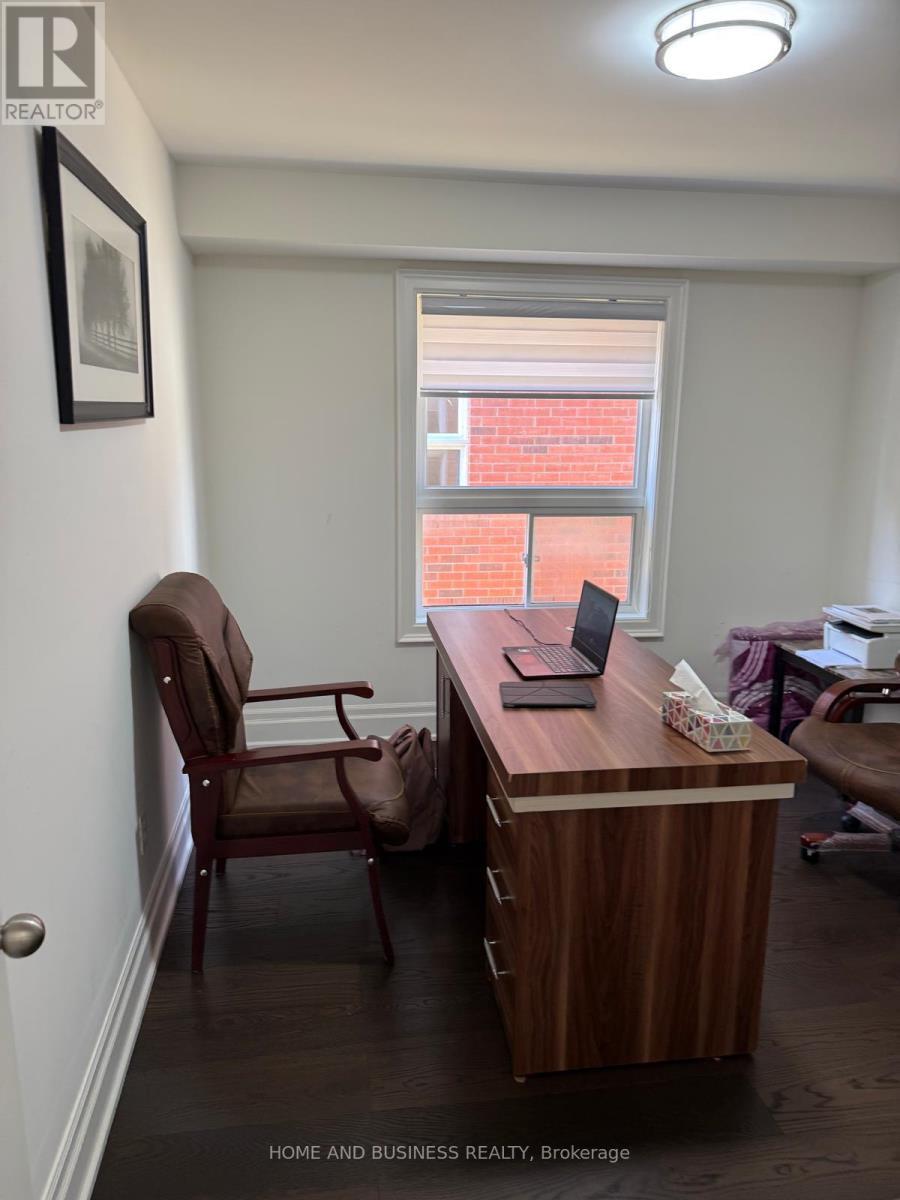 5807 Cornell Crescent, Mississauga, ON - Indoor Photo Showing Office