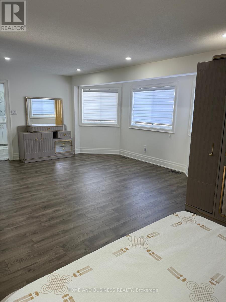 5807 Cornell Crescent, Mississauga, ON - Indoor Photo Showing Other Room