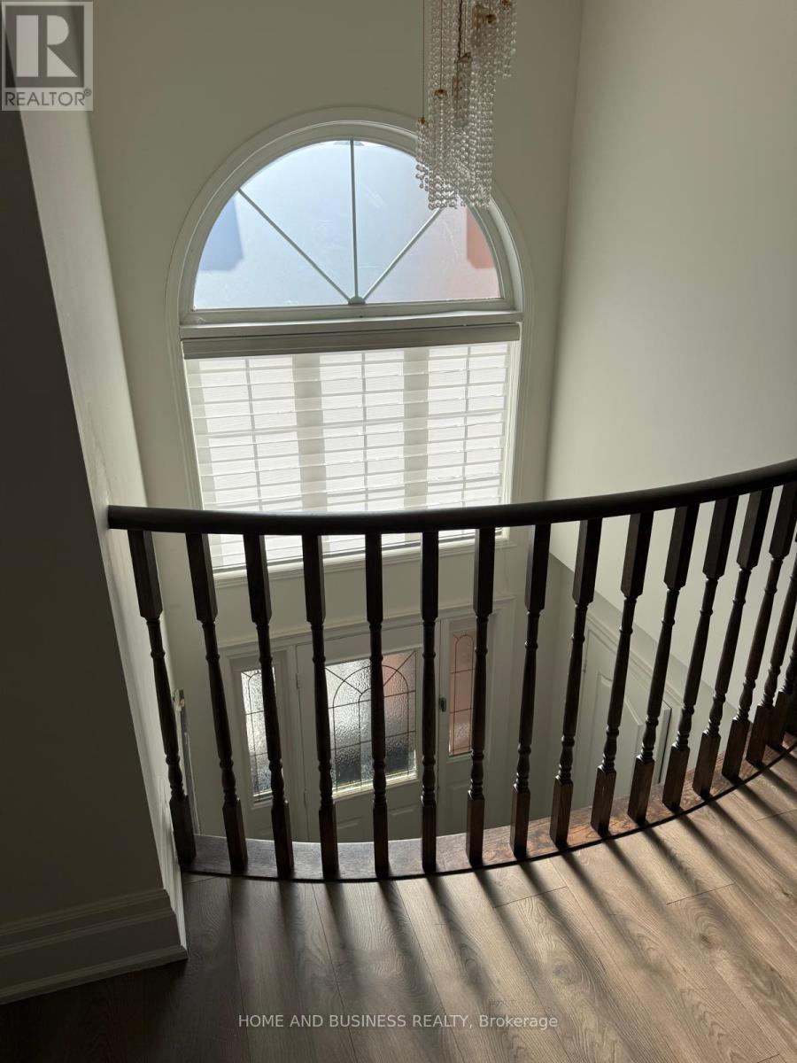 5807 Cornell Crescent, Mississauga, ON - Indoor Photo Showing Other Room