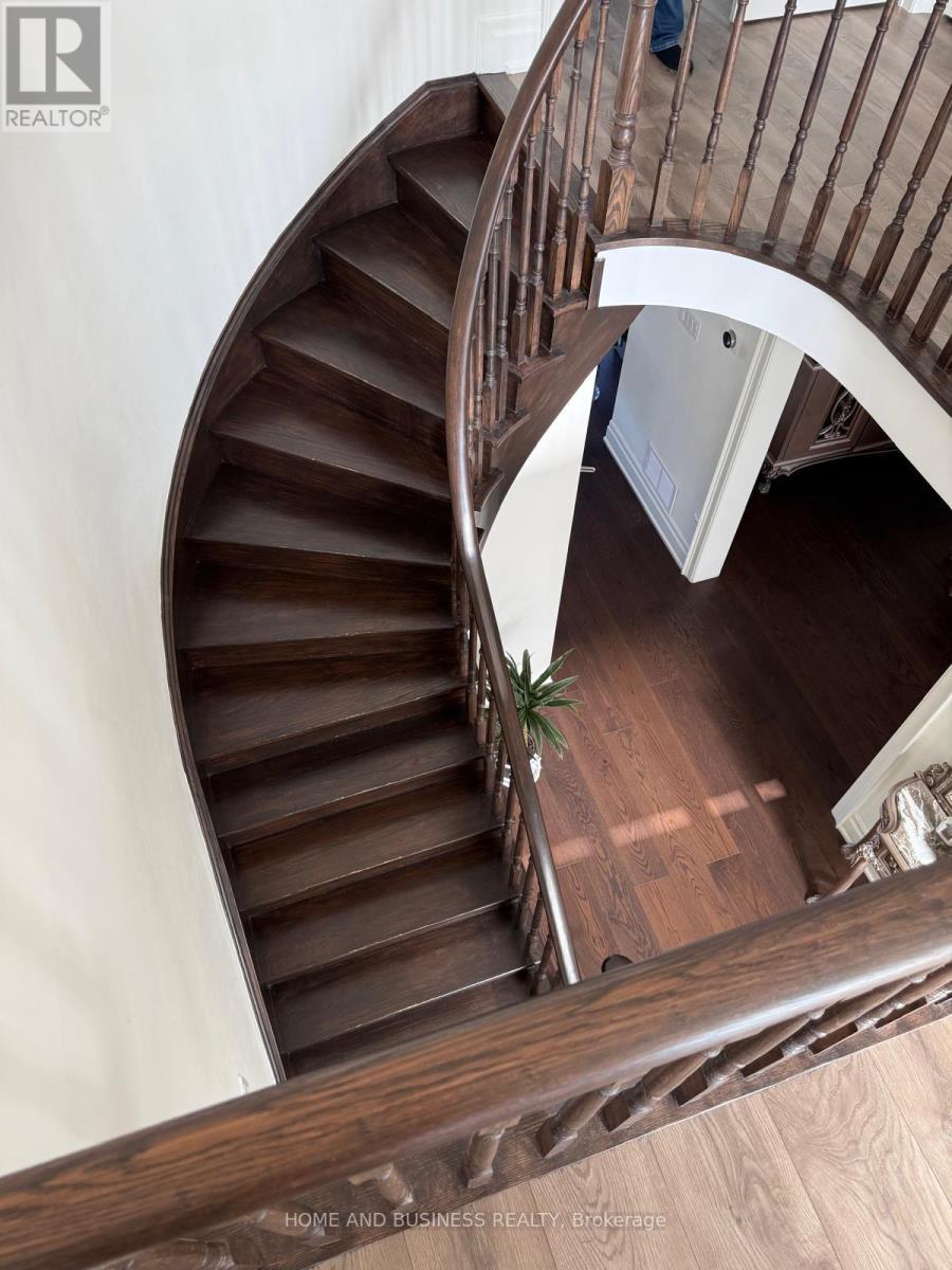 5807 Cornell Crescent, Mississauga, ON - Indoor Photo Showing Other Room