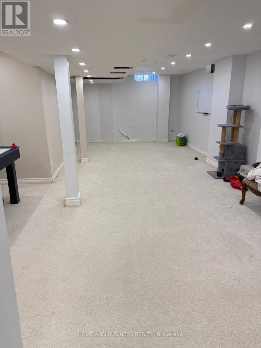 5807 Cornell Crescent, Mississauga, ON - Indoor Photo Showing Basement