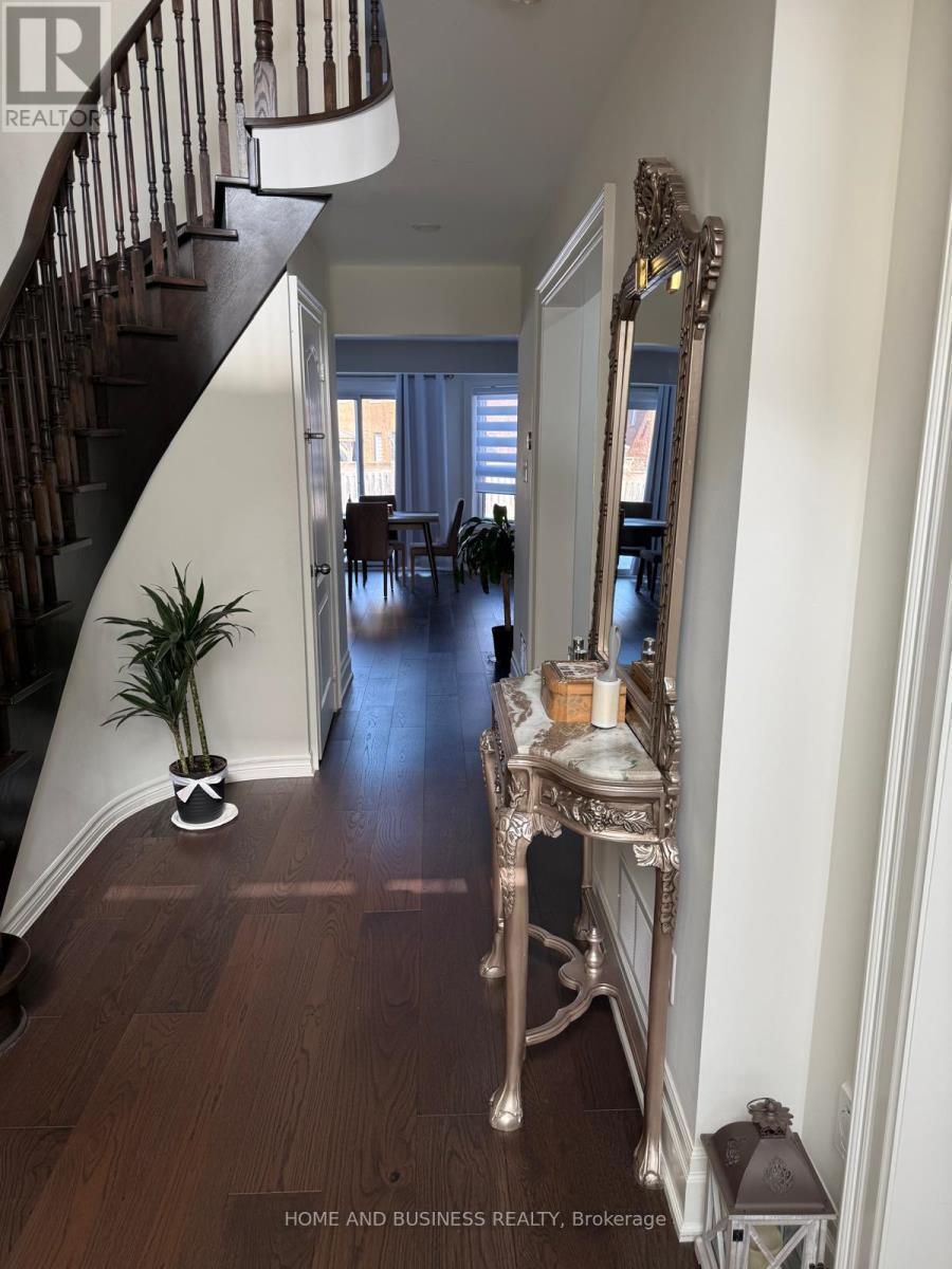 5807 Cornell Crescent, Mississauga, ON - Indoor Photo Showing Other Room