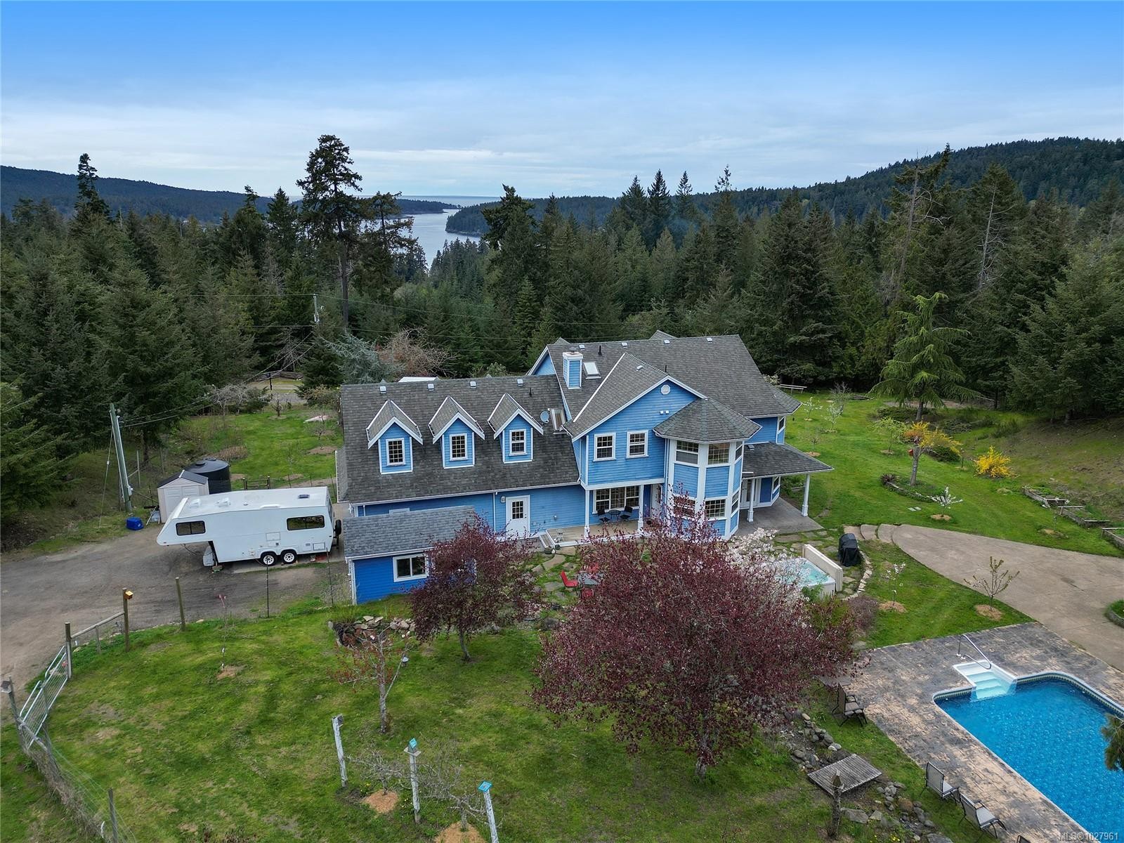 488 Mckercher Rd, Mayne Island, BC