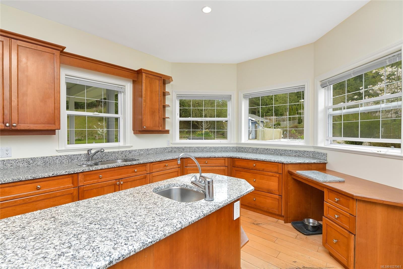 488 Mckercher Rd, Mayne Island, BC