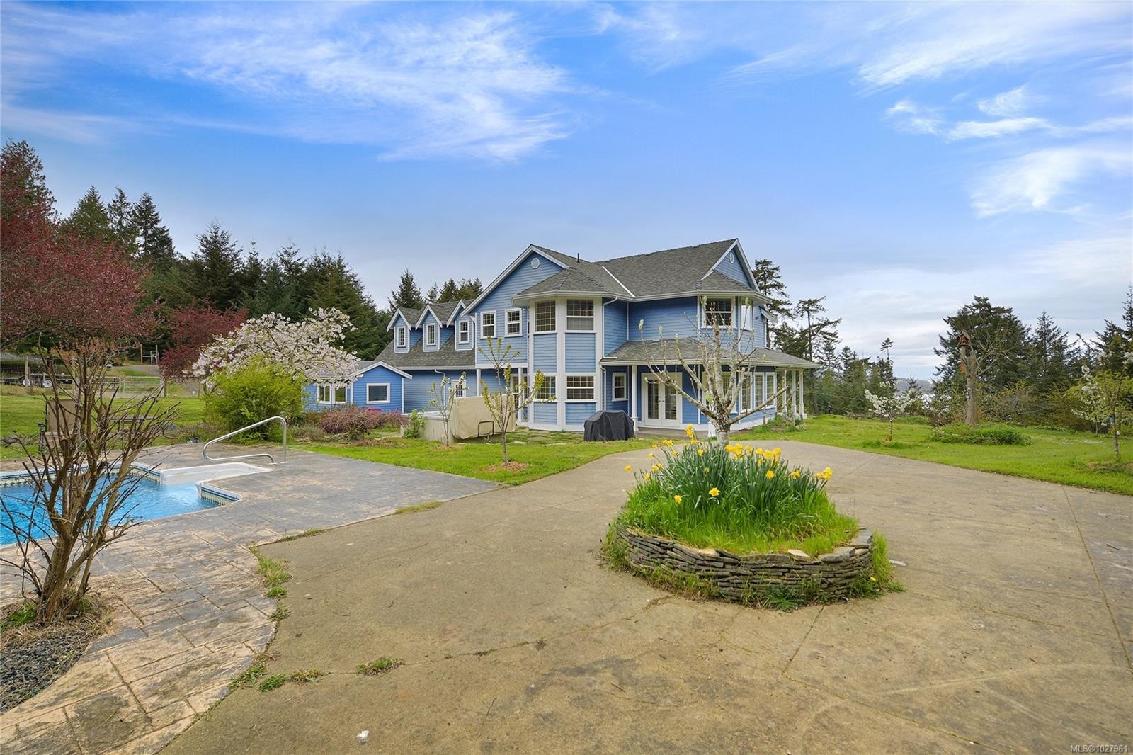 488 Mckercher Rd, Mayne Island, BC