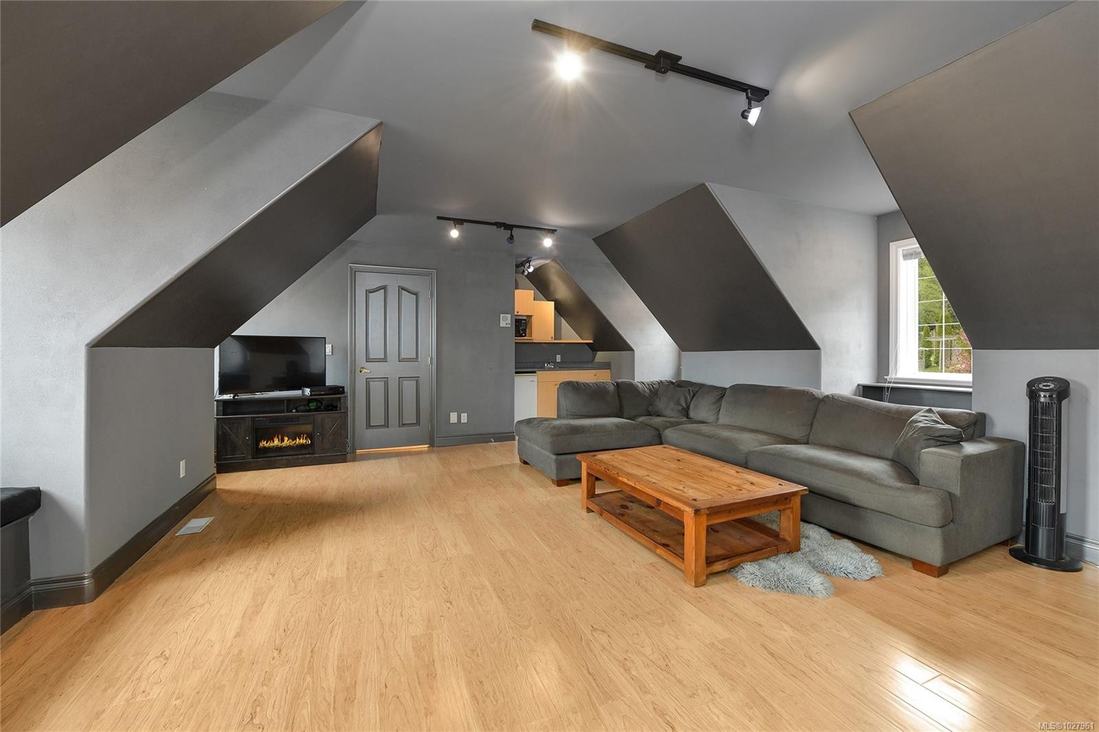 488 Mckercher Rd, Mayne Island, BC
