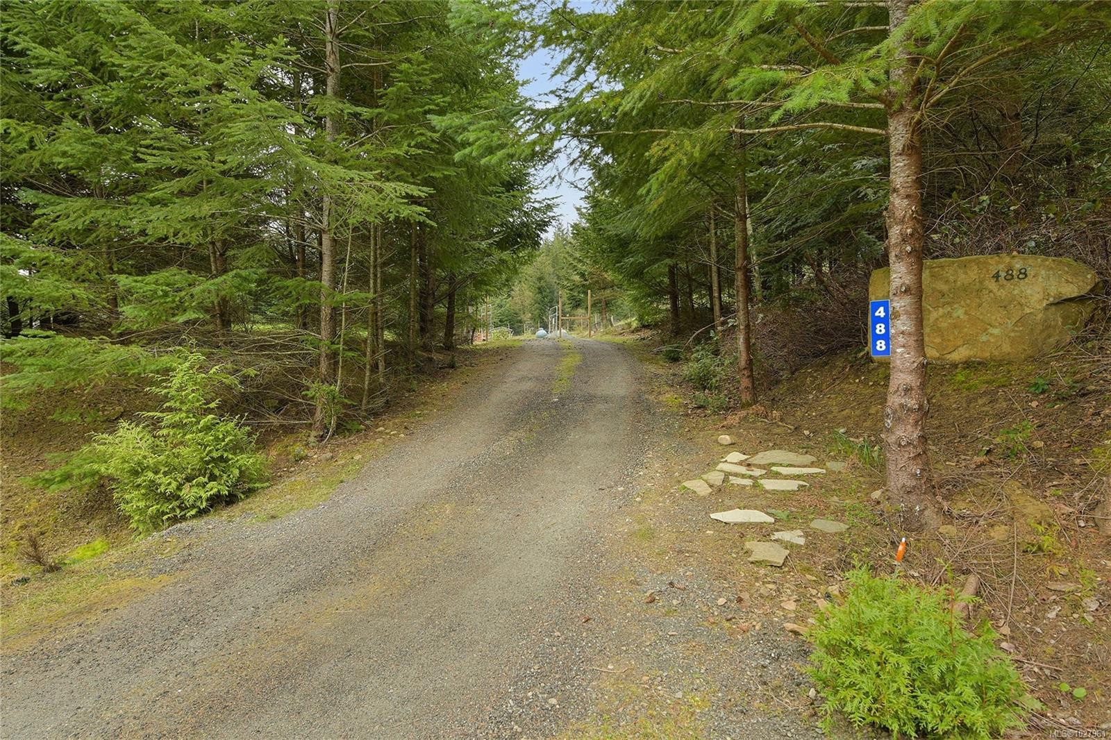 488 Mckercher Rd, Mayne Island, BC