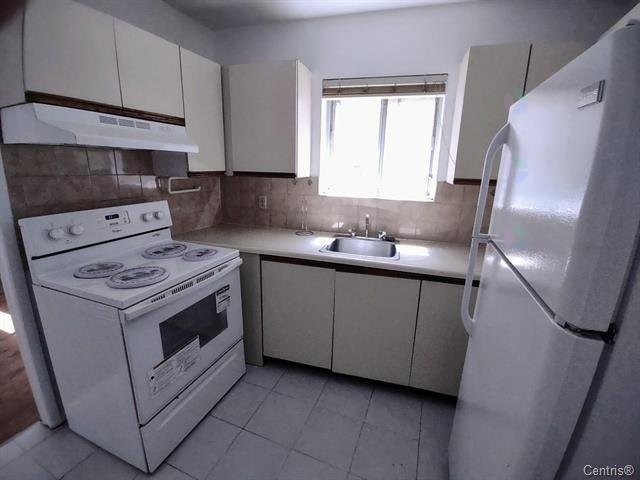 Kitchen - 6249 Av. Wilderton, Montréal (Côte-Des-Neiges/Notre-Dame-De-Grâce), QC - Indoor Photo Showing Kitchen