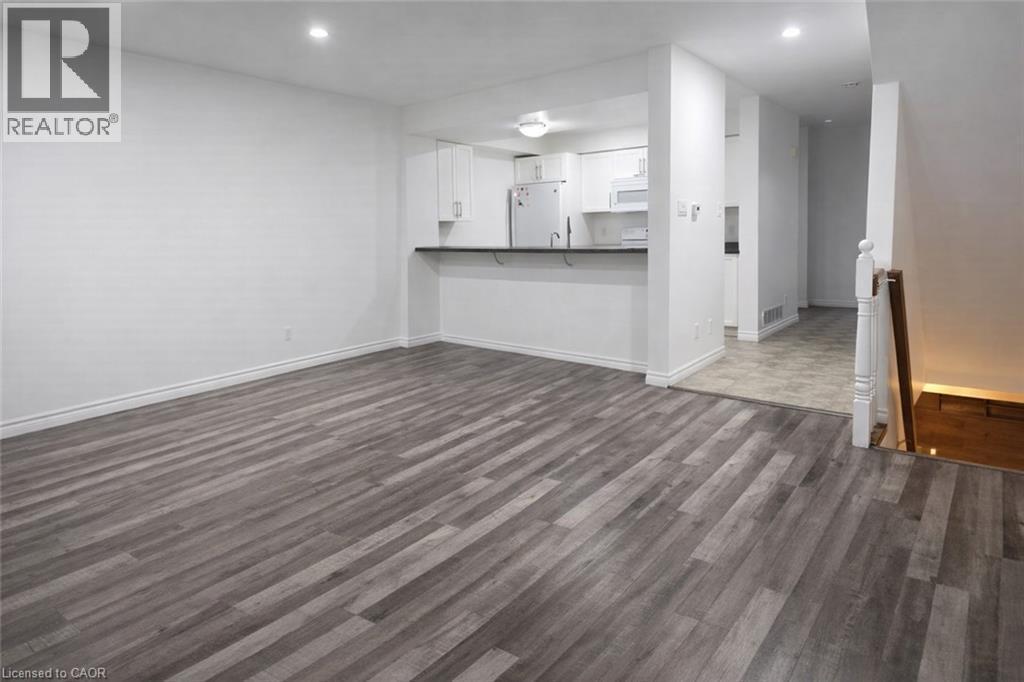 268 Blackhorne Drive, Kitchener, ON - Indoor Photo Showing Other Room