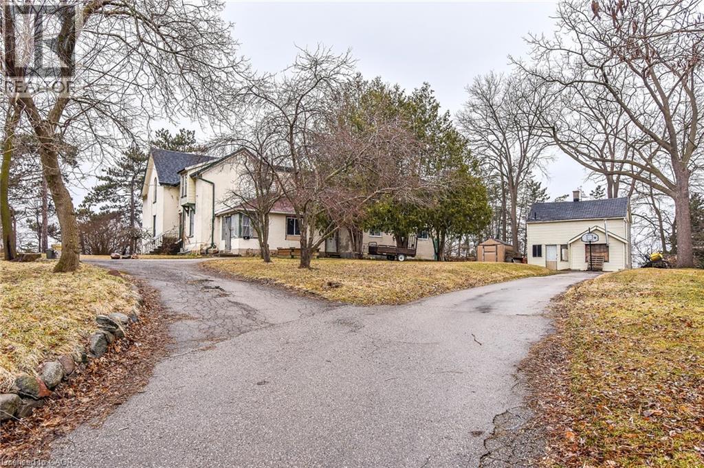 20 Elliott Street, Cambridge, ON - Outdoor