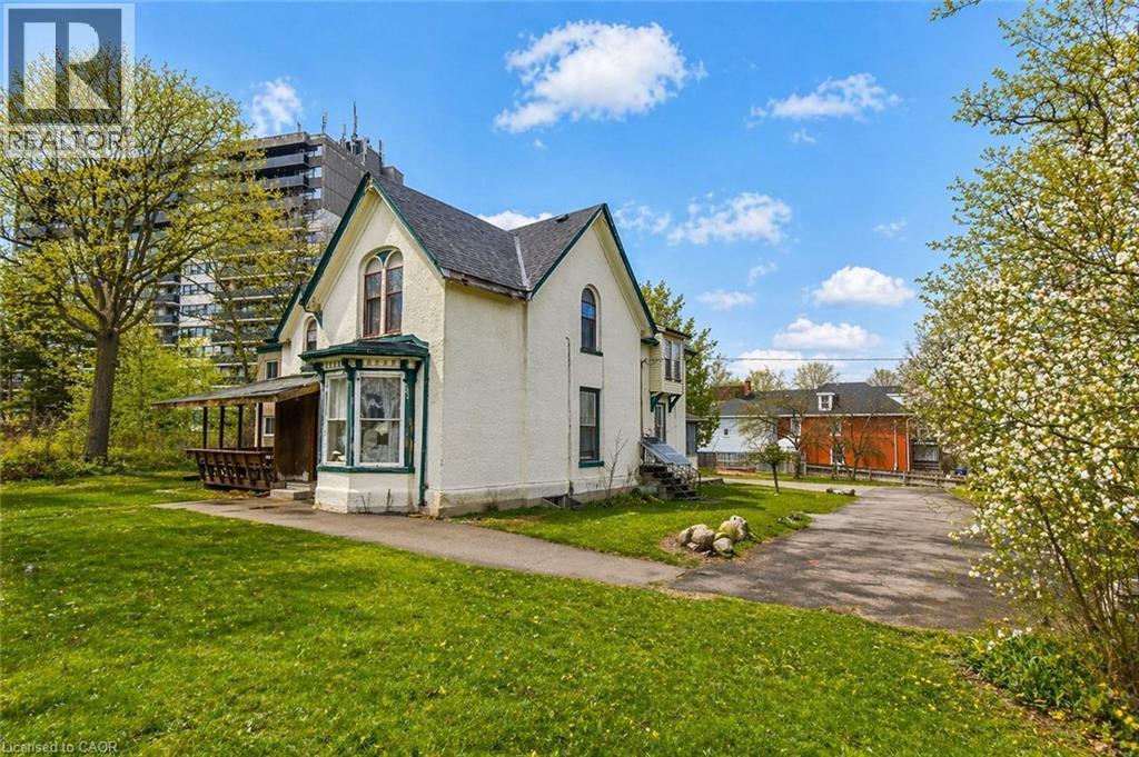 20 Elliott Street, Cambridge, ON