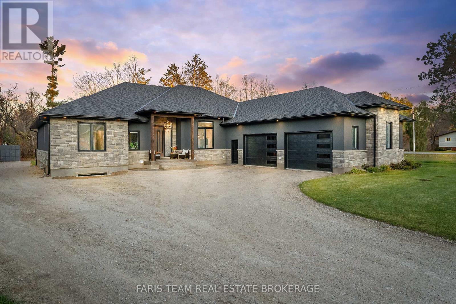 7 Reynolds Road, Tiny, ON - Outdoor With Facade