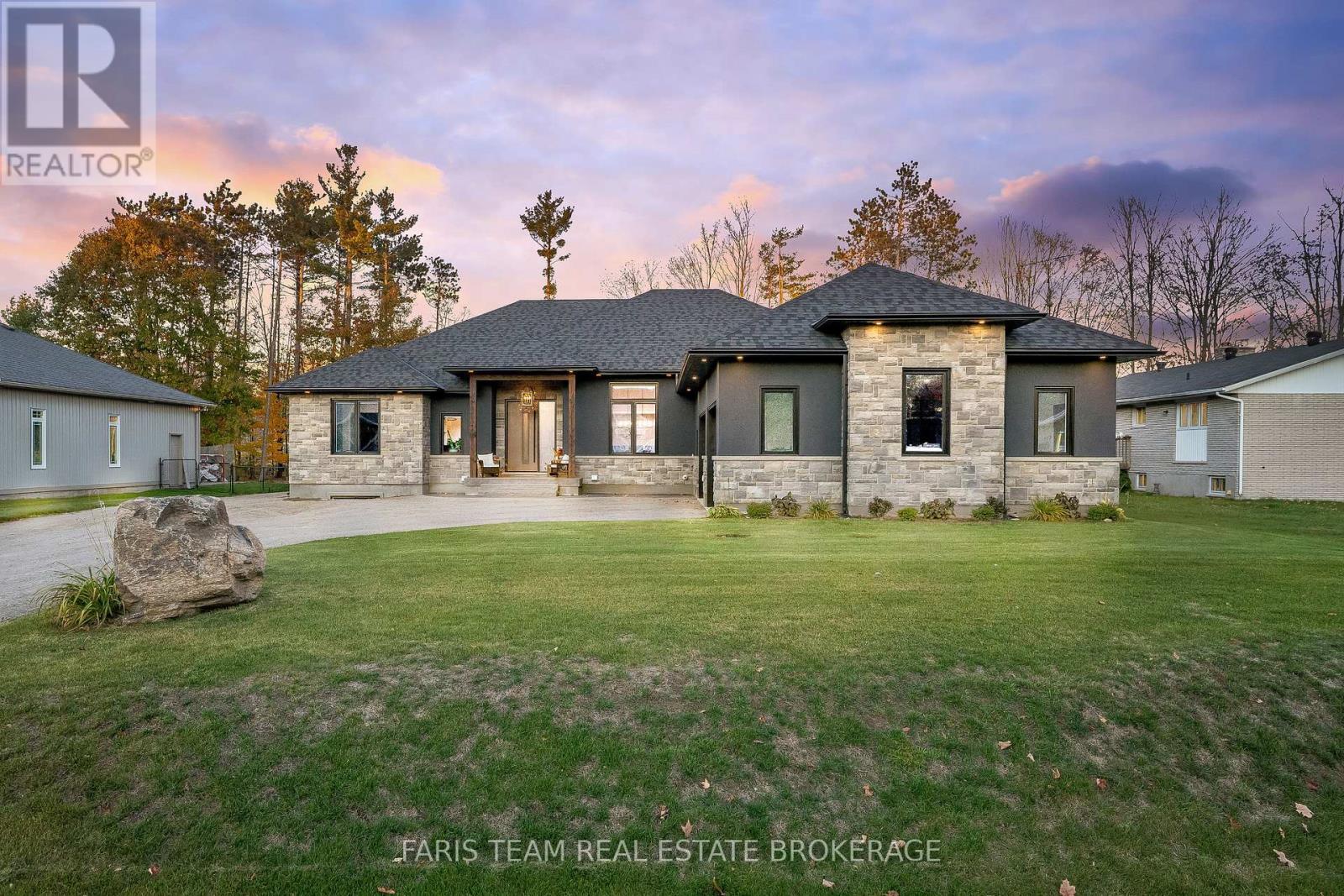 7 Reynolds Road, Tiny, ON - Outdoor