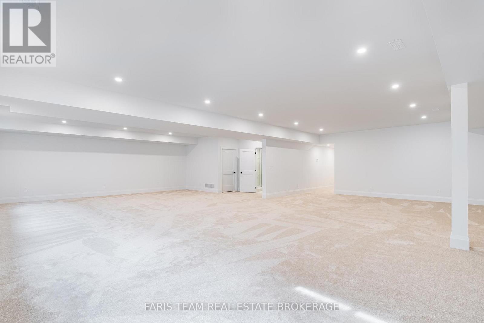 7 Reynolds Road, Tiny, ON - Indoor