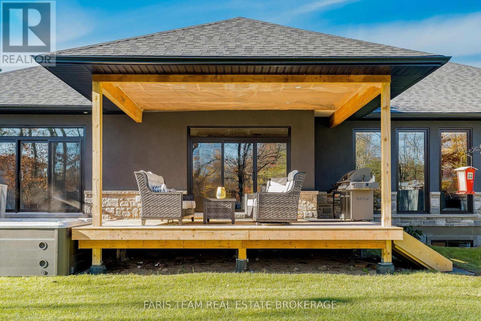 7 Reynolds Road, Tiny, ON - Outdoor With Deck Patio Veranda