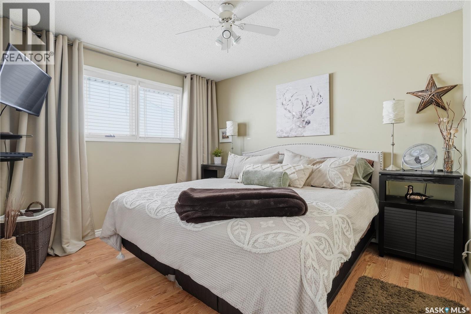 39 Bedford Crescent, Regina, SK - Indoor Photo Showing Bedroom