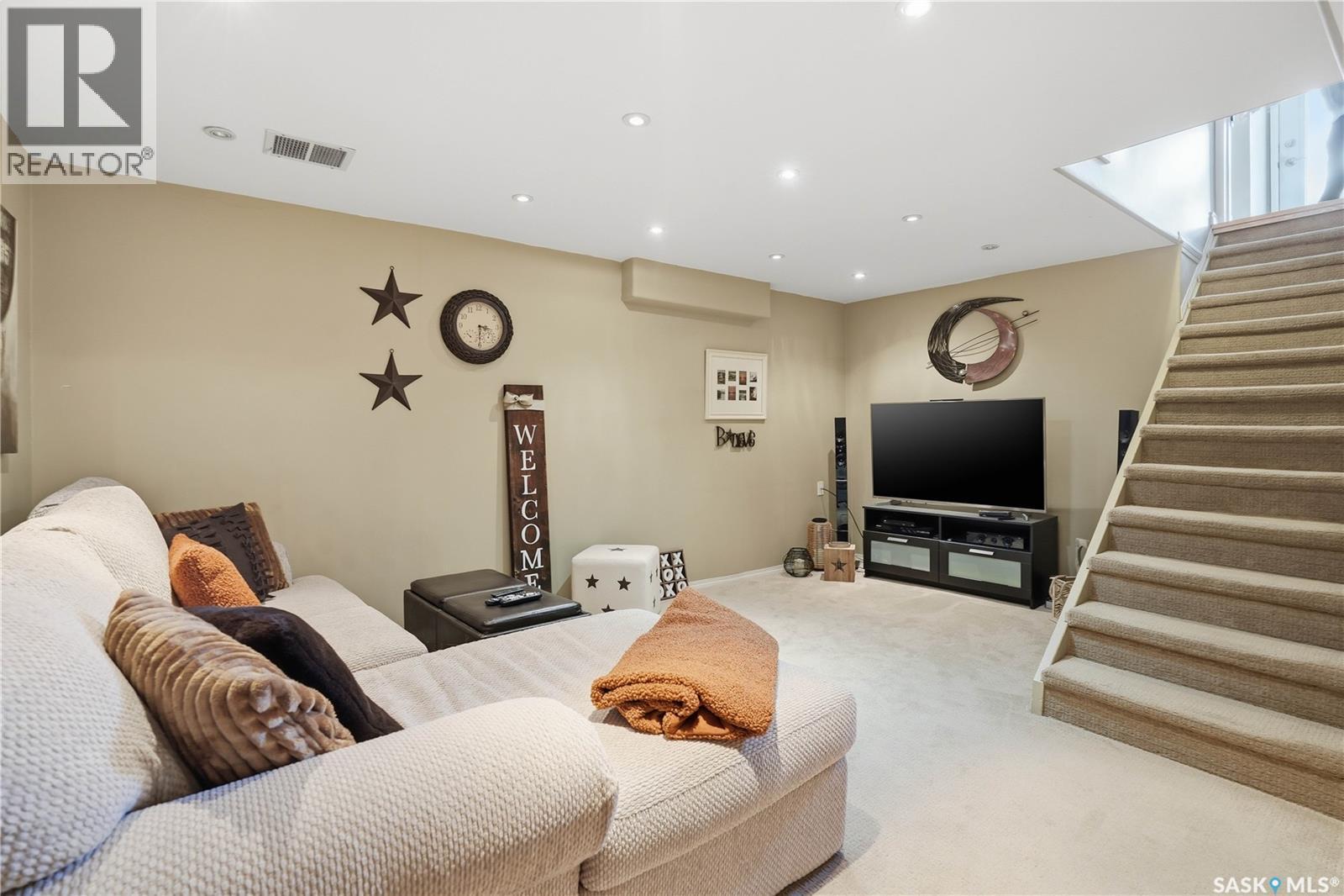 39 Bedford Crescent, Regina, SK - Indoor