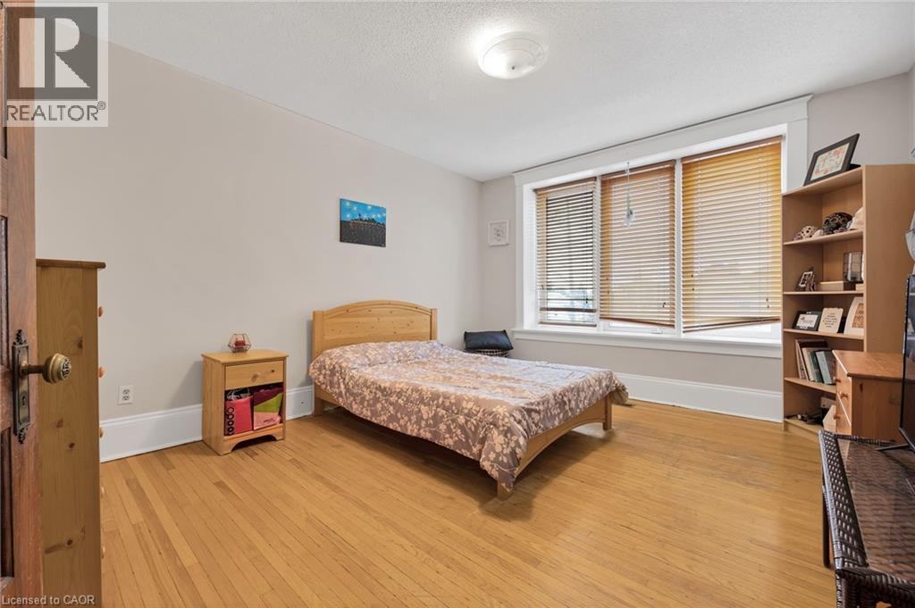 59 Regina Street N, Waterloo, ON