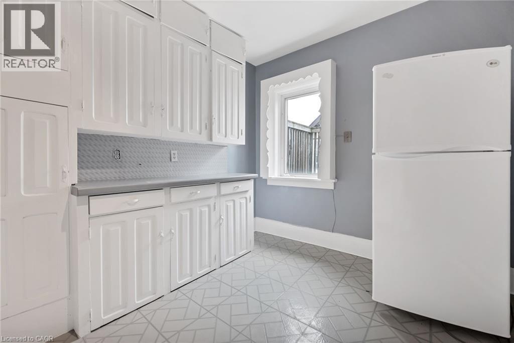 59 Regina Street N, Waterloo, ON