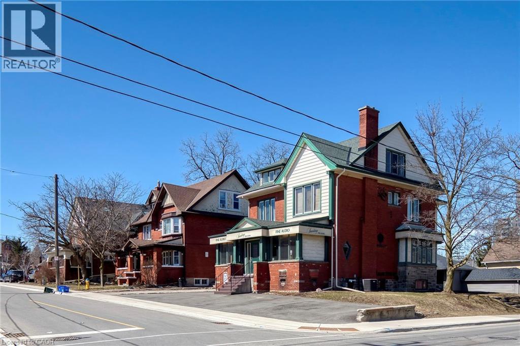 59 Regina Street N, Waterloo, ON