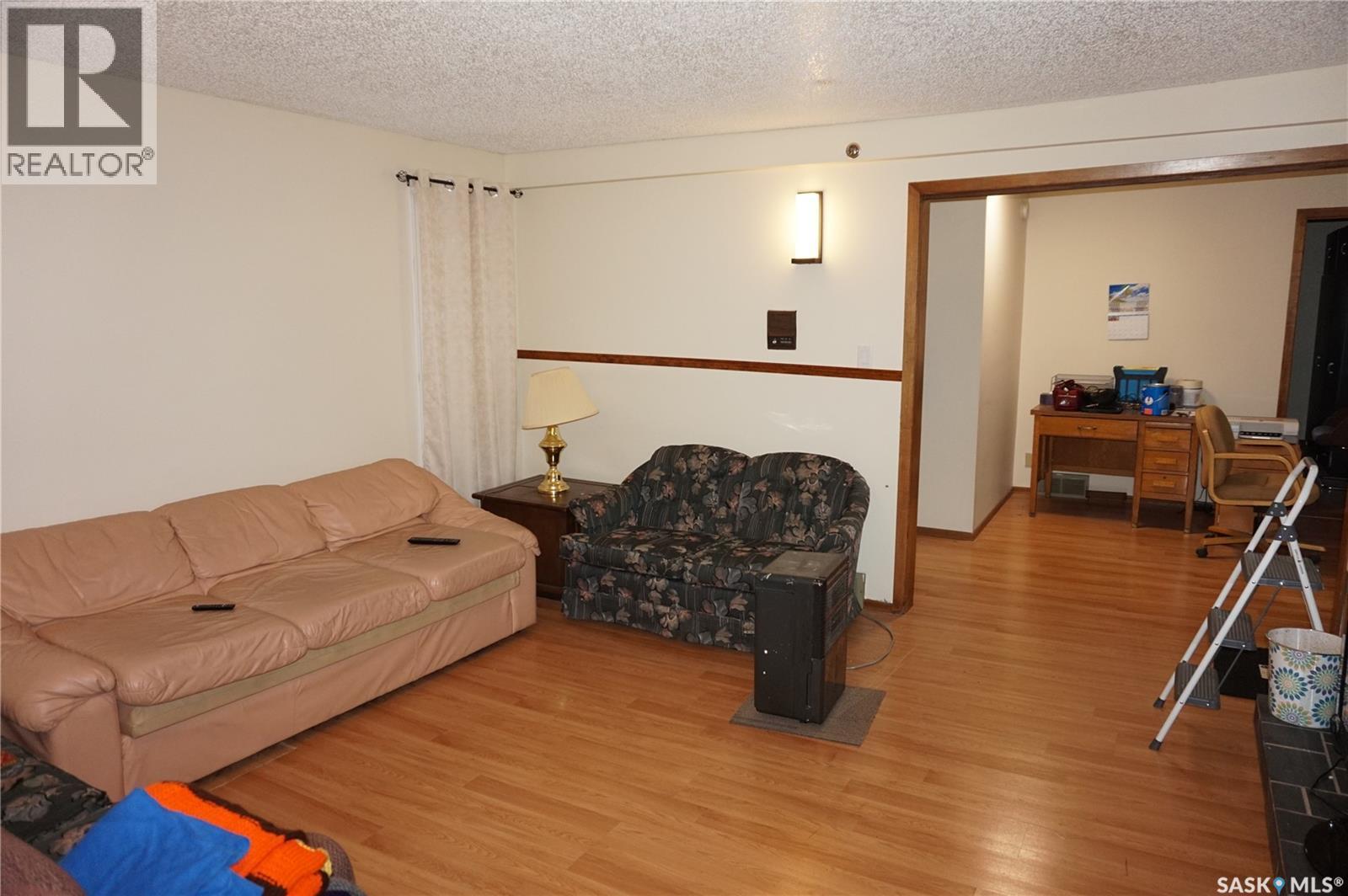 46 Rogers Place, Regina, SK - Indoor