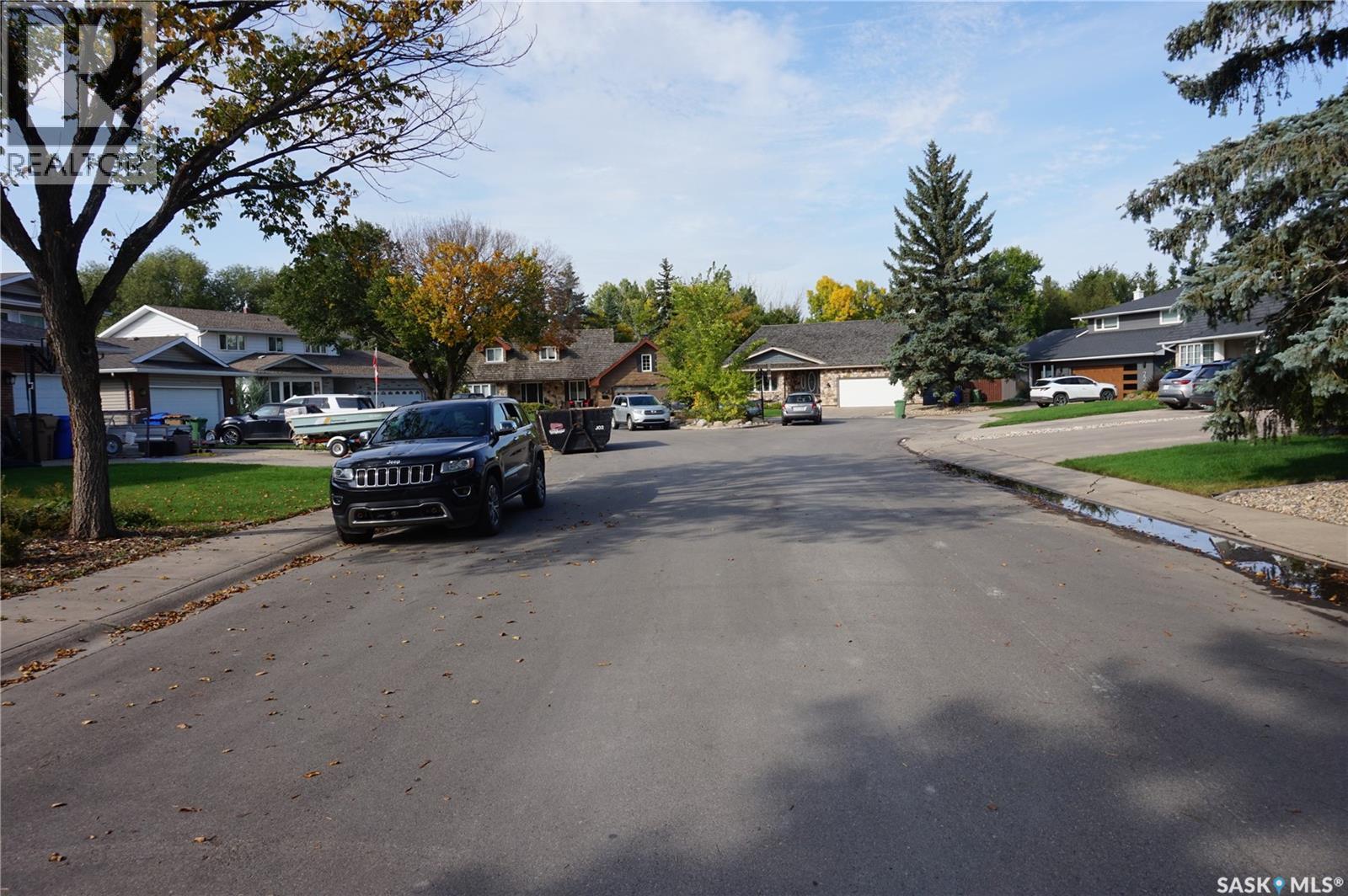46 Rogers Place, Regina, SK - Outdoor