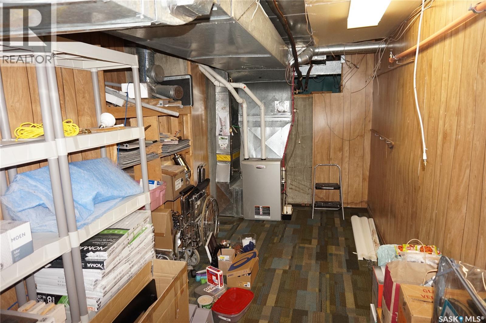 46 Rogers Place, Regina, SK - Indoor