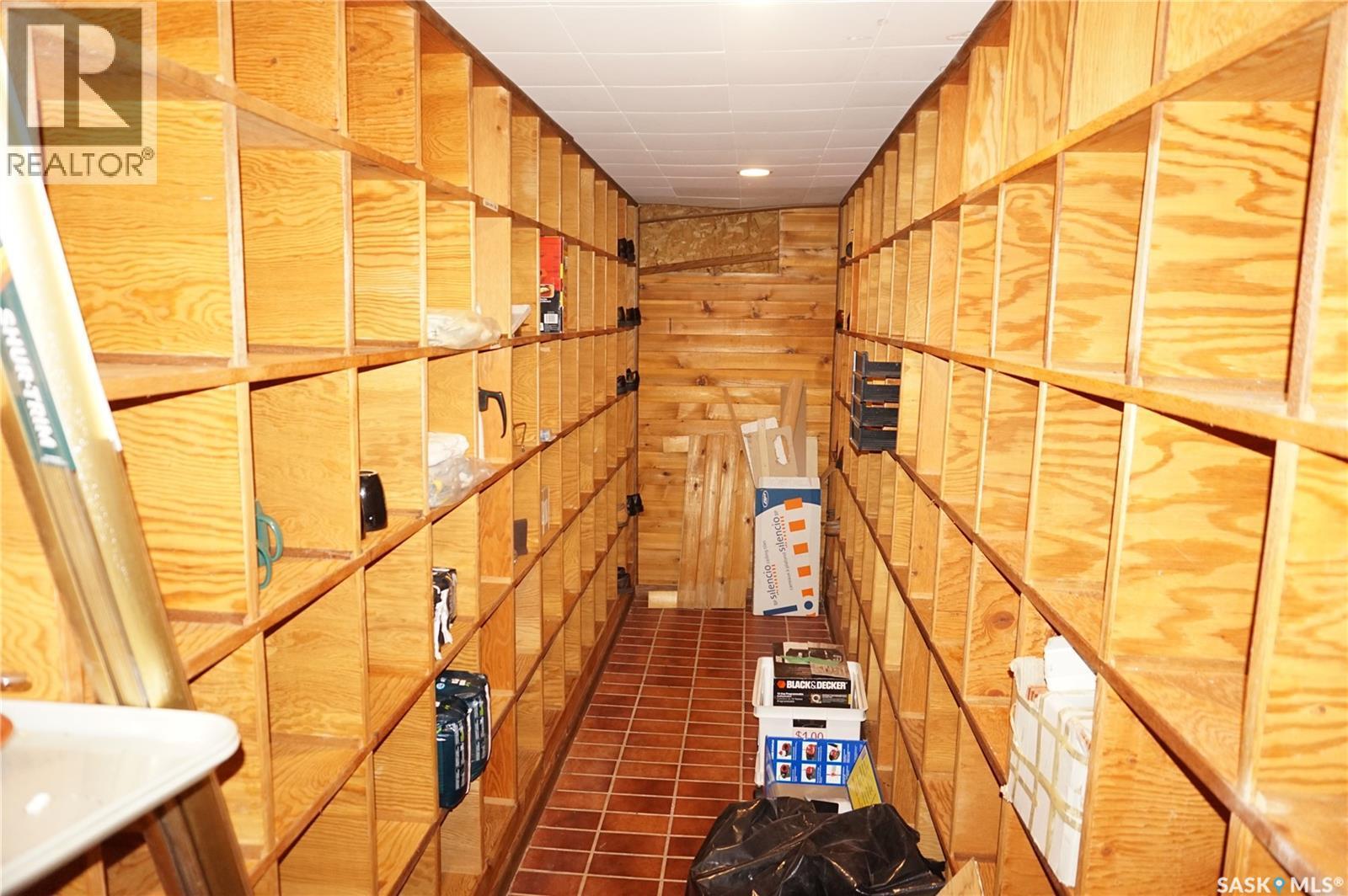 46 Rogers Place, Regina, SK - Indoor Photo Showing Other Room