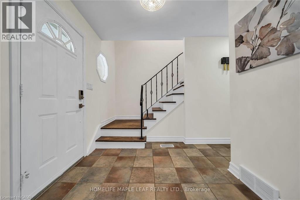 46 Chicopee Terrace, Kitchener, ON - Indoor Photo Showing Other Room