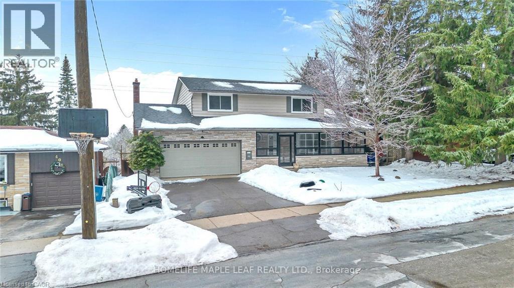 46 Chicopee Terrace, Kitchener, ON - Outdoor With Facade