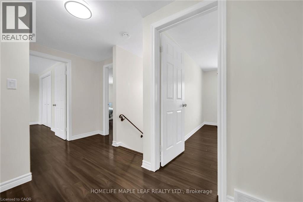 46 Chicopee Terrace, Kitchener, ON - Indoor Photo Showing Other Room