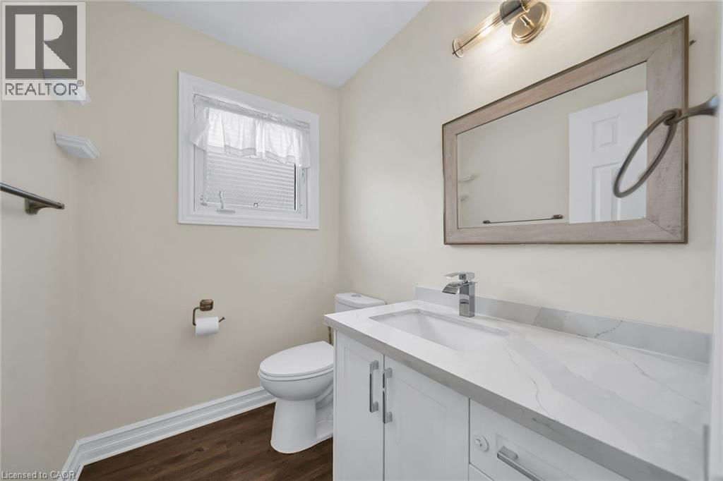 46 Chicopee Terrace, Kitchener, ON - Indoor Photo Showing Bathroom