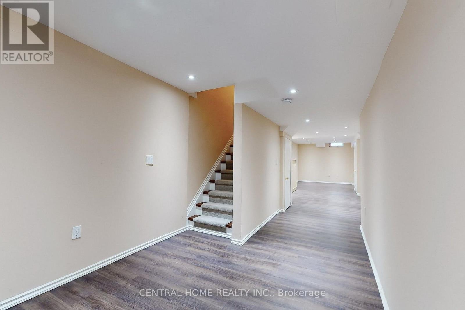 165 Manorheights Street, Richmond Hill, ON - Indoor Photo Showing Other Room