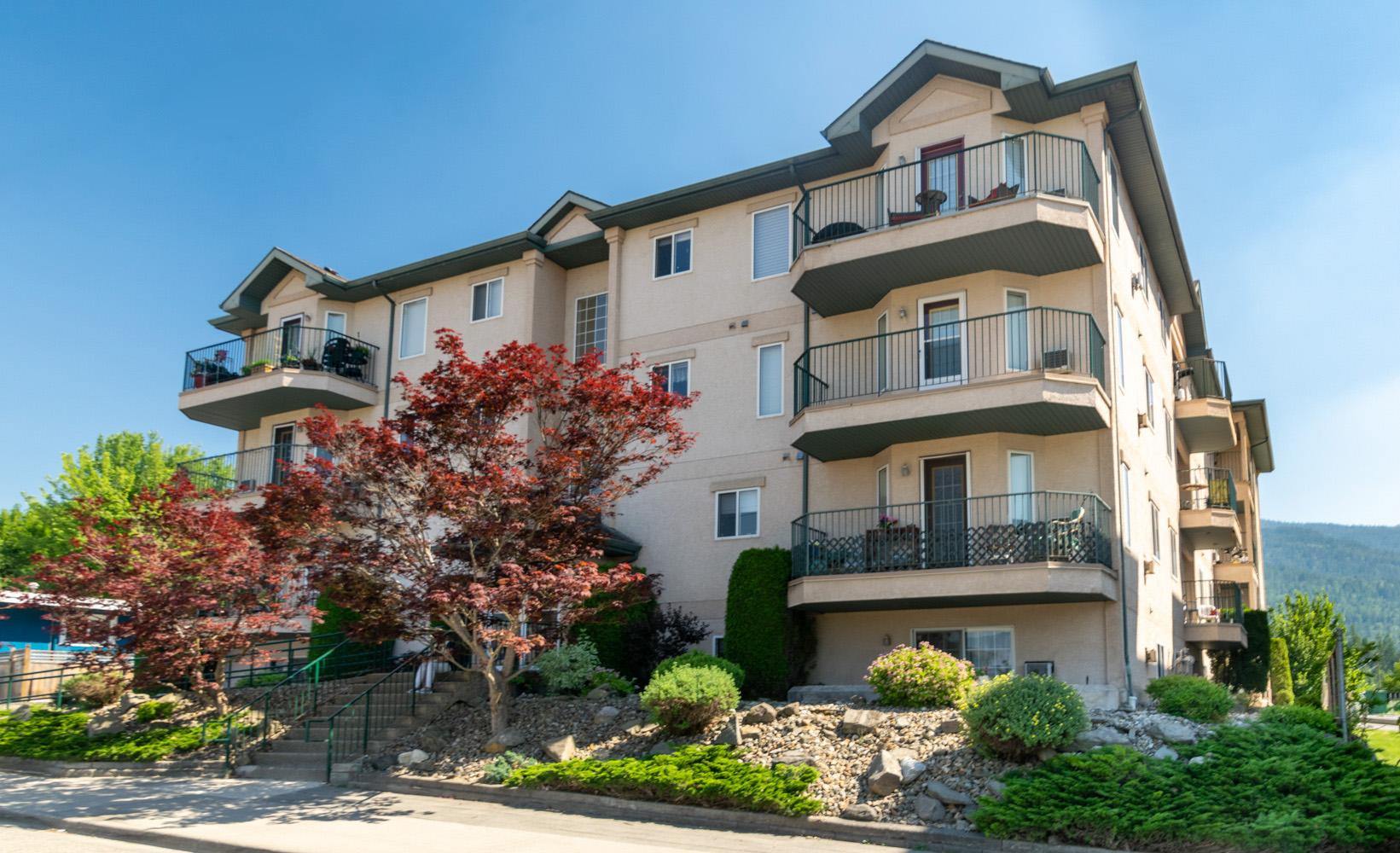 101-160 5 Avenue, Salmon Arm, BC - Outdoor With Balcony With Facade