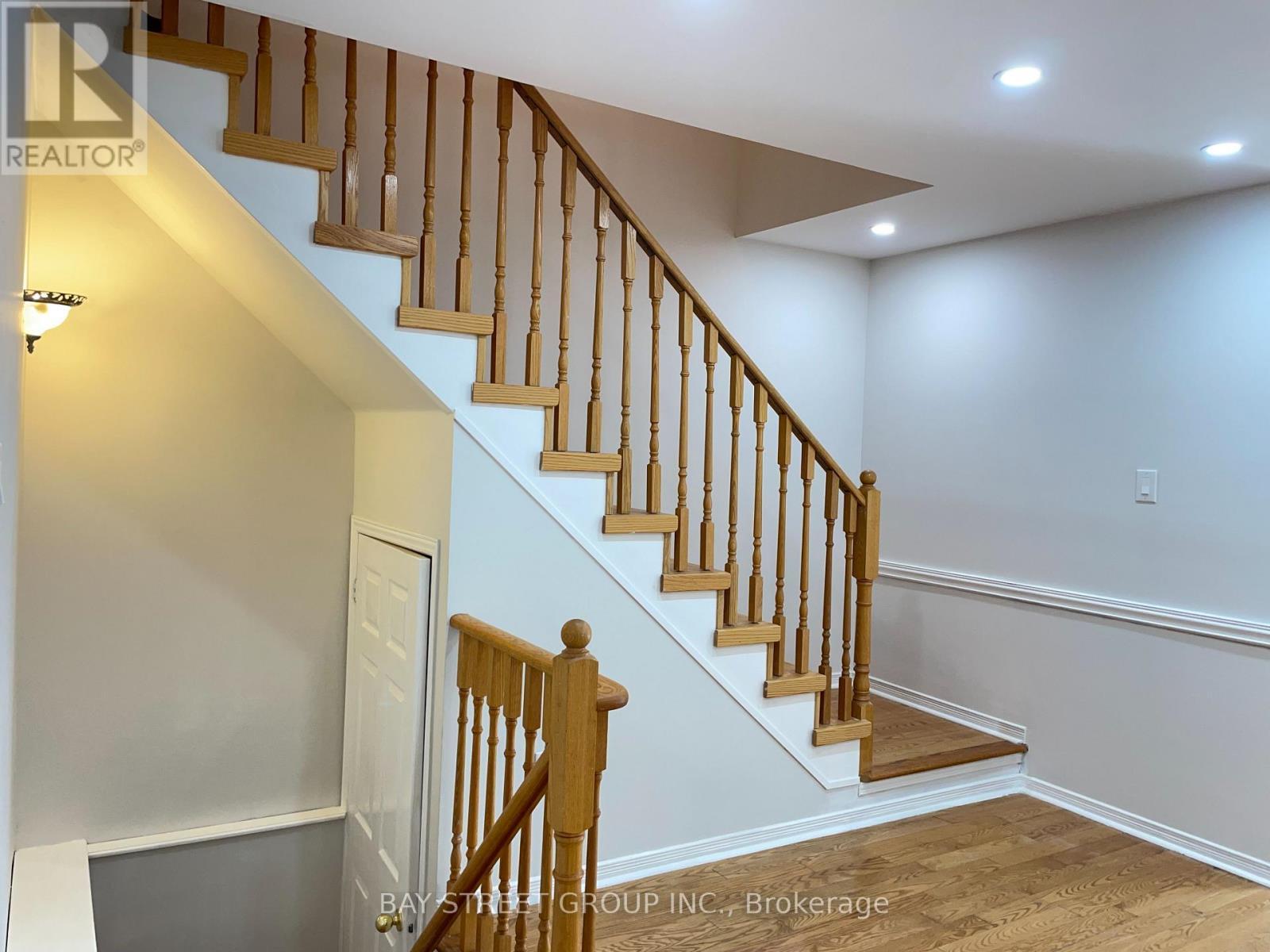 4404 Vallence Drive, Burlington, ON - Indoor Photo Showing Other Room