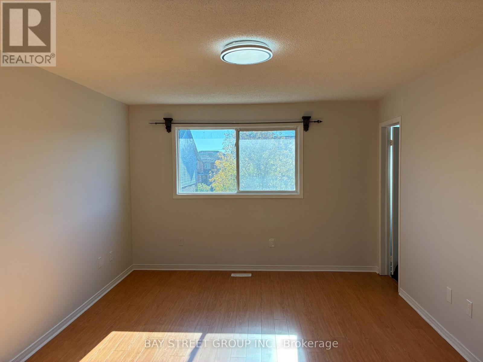 4404 Vallence Drive, Burlington, ON - Indoor Photo Showing Other Room