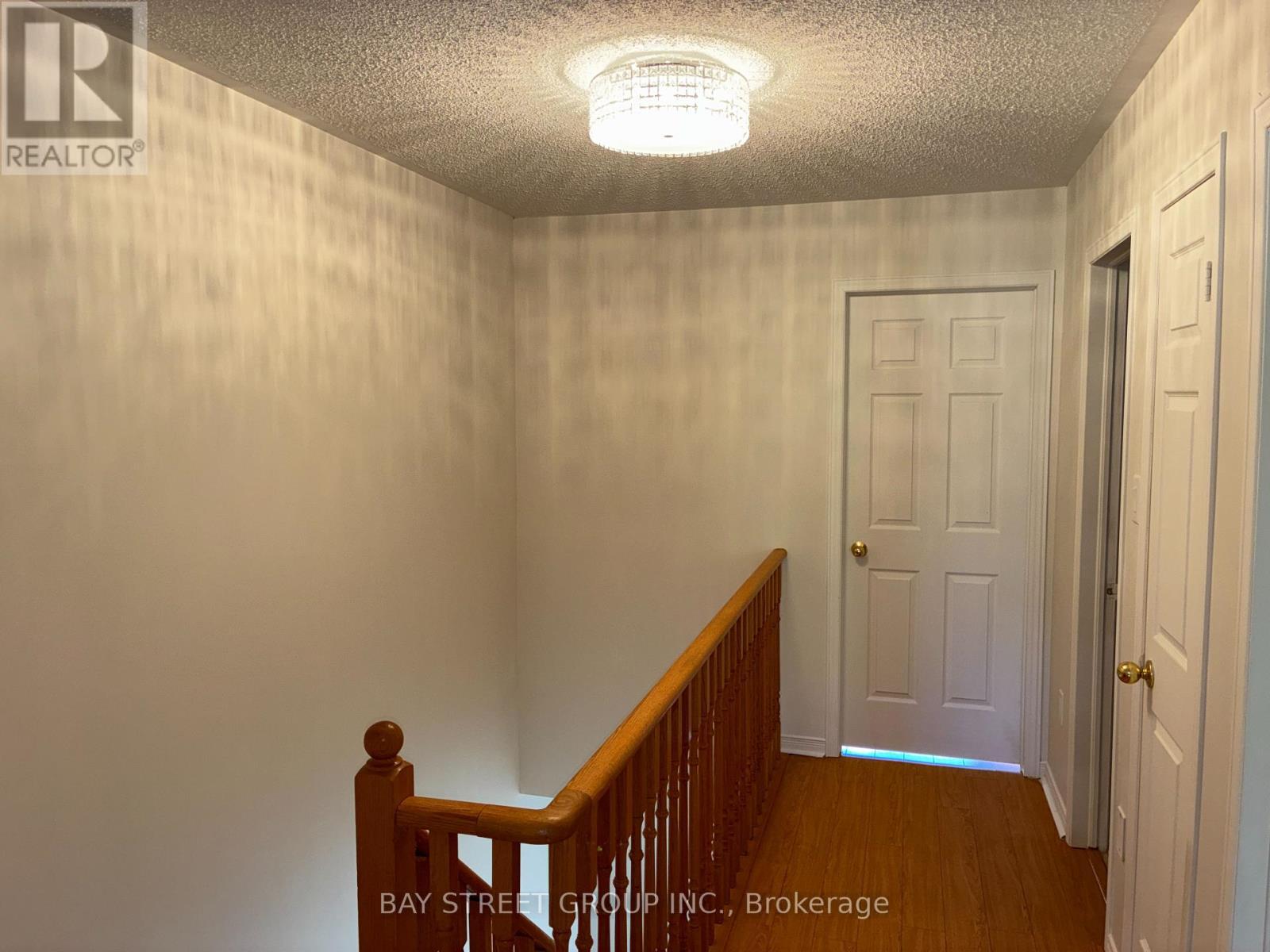 4404 Vallence Drive, Burlington, ON - Indoor Photo Showing Other Room