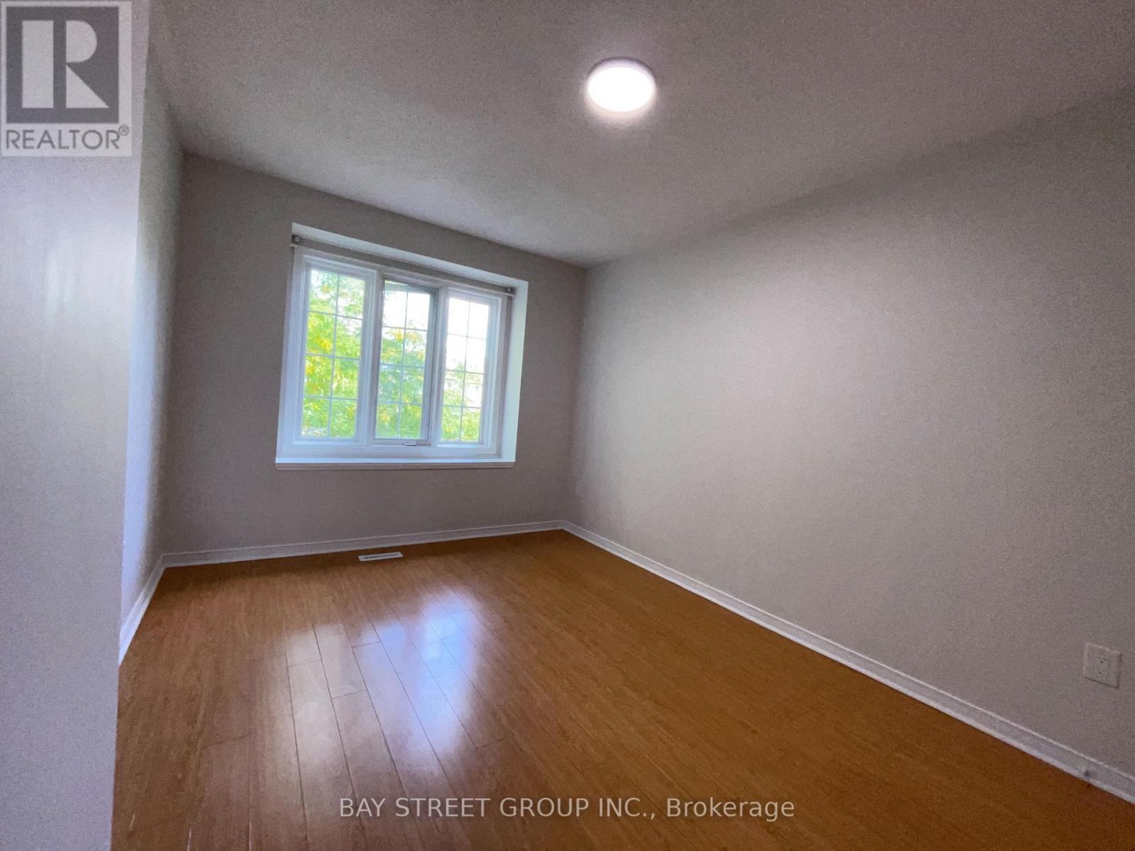 4404 Vallence Drive, Burlington, ON - Indoor Photo Showing Other Room