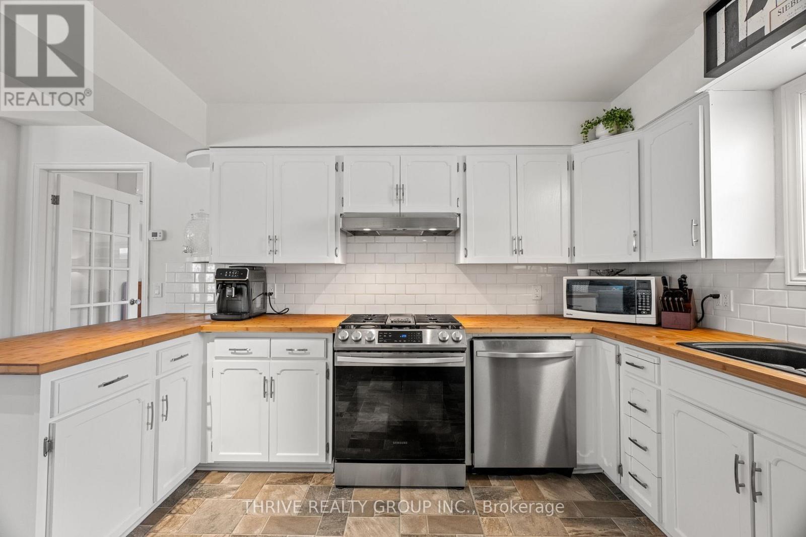7 Salkeld Street, Goderich (Goderich (Town)), ON - Indoor Photo Showing Kitchen