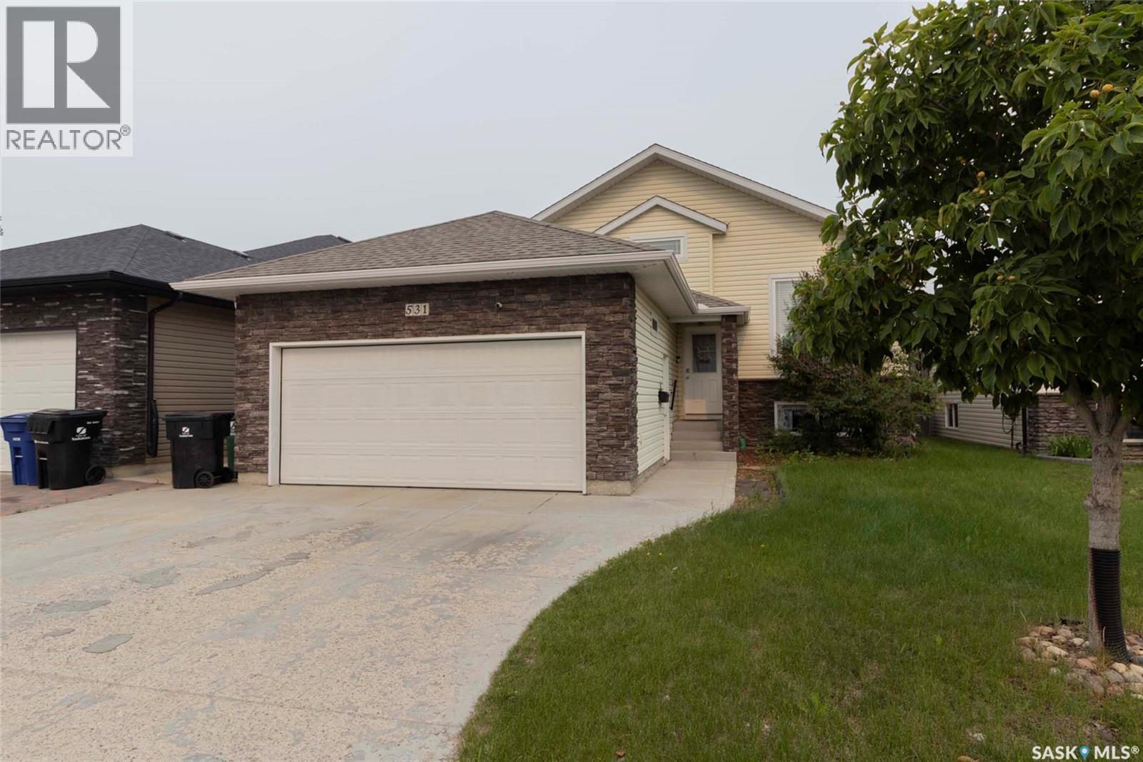 531 Dickson Lane, Saskatoon, SK - Outdoor