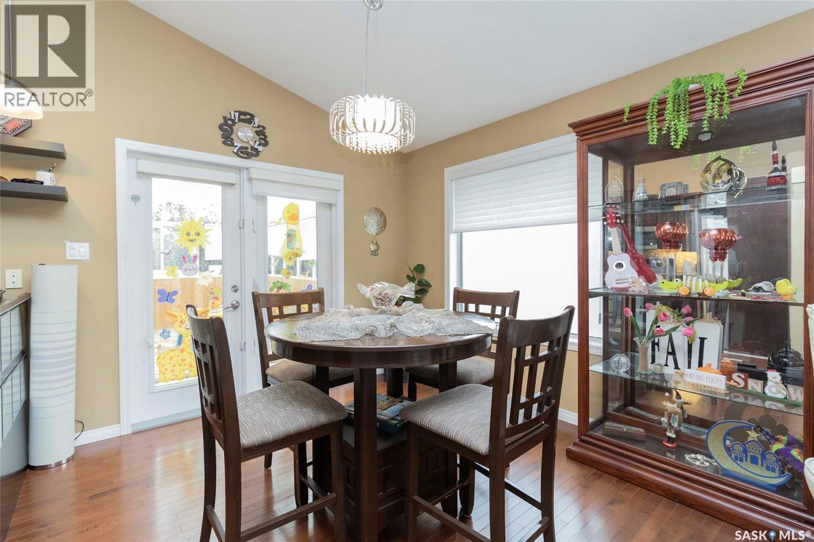 531 Dickson Lane, Saskatoon, SK - Indoor Photo Showing Dining Room