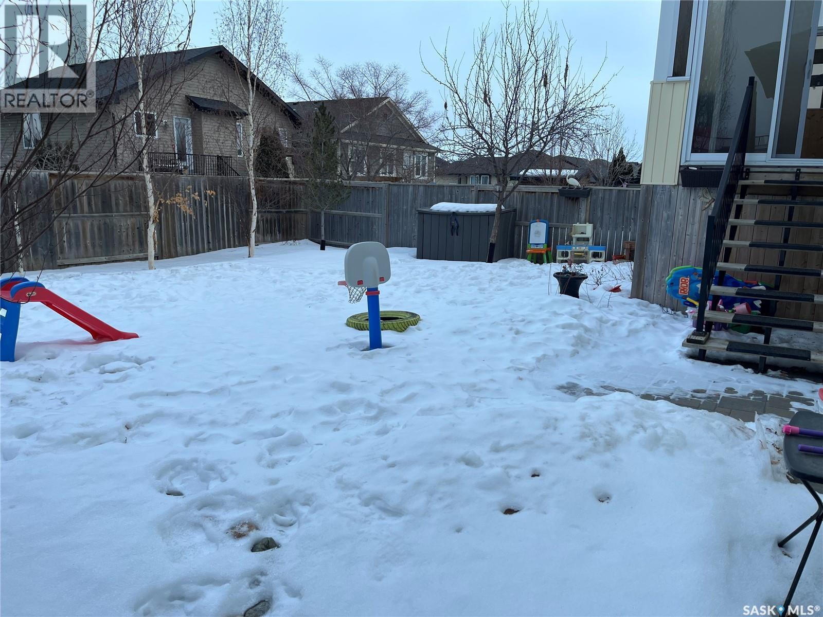 531 Dickson Lane, Saskatoon, SK - Outdoor
