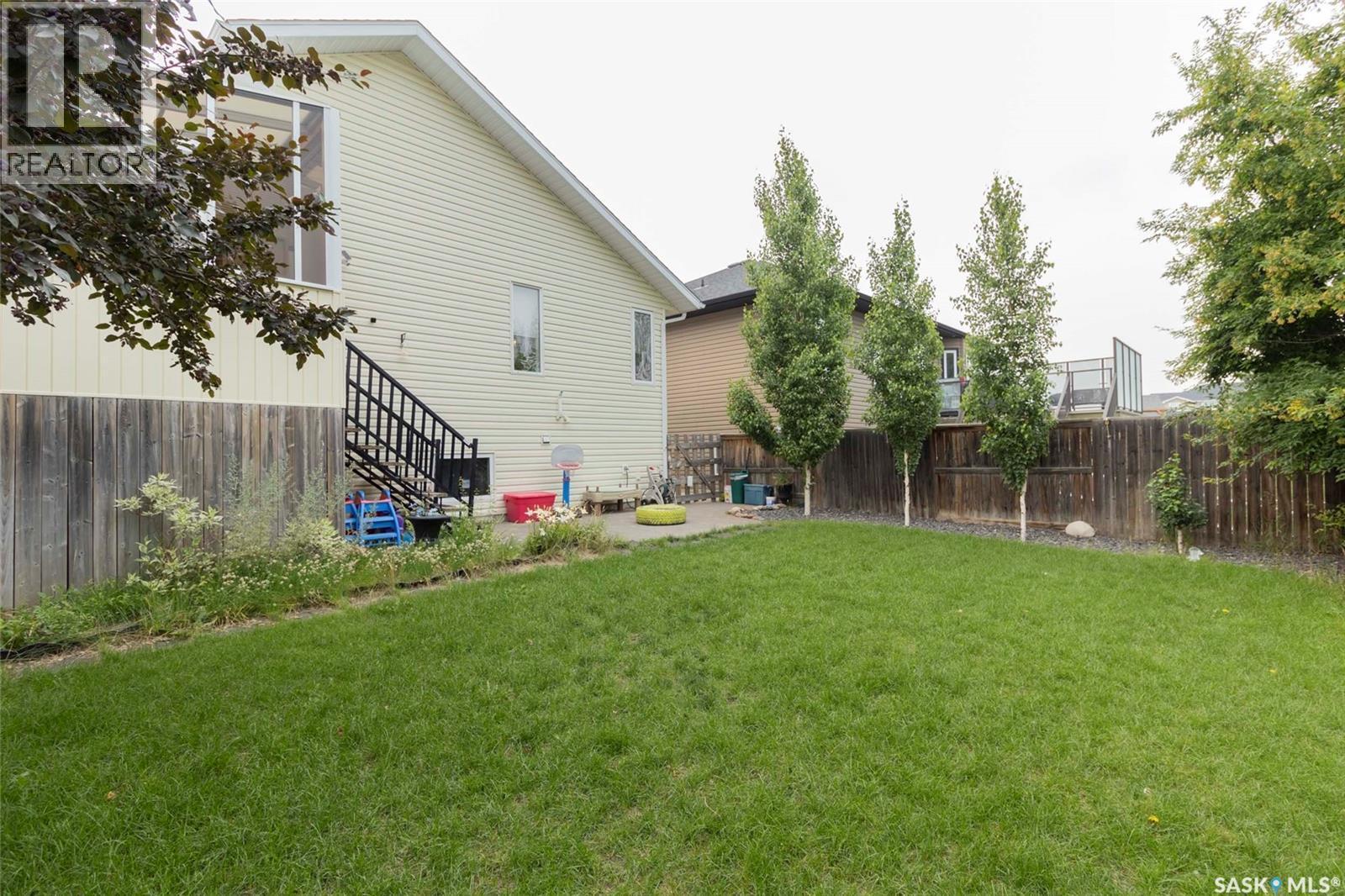 531 Dickson Lane, Saskatoon, SK - Outdoor
