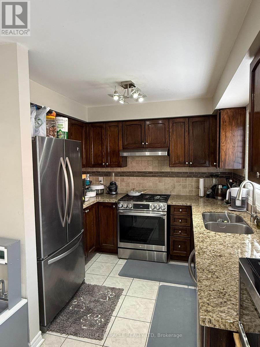 519 Delphine Drive, Burlington, ON - Indoor Photo Showing Kitchen With Double Sink