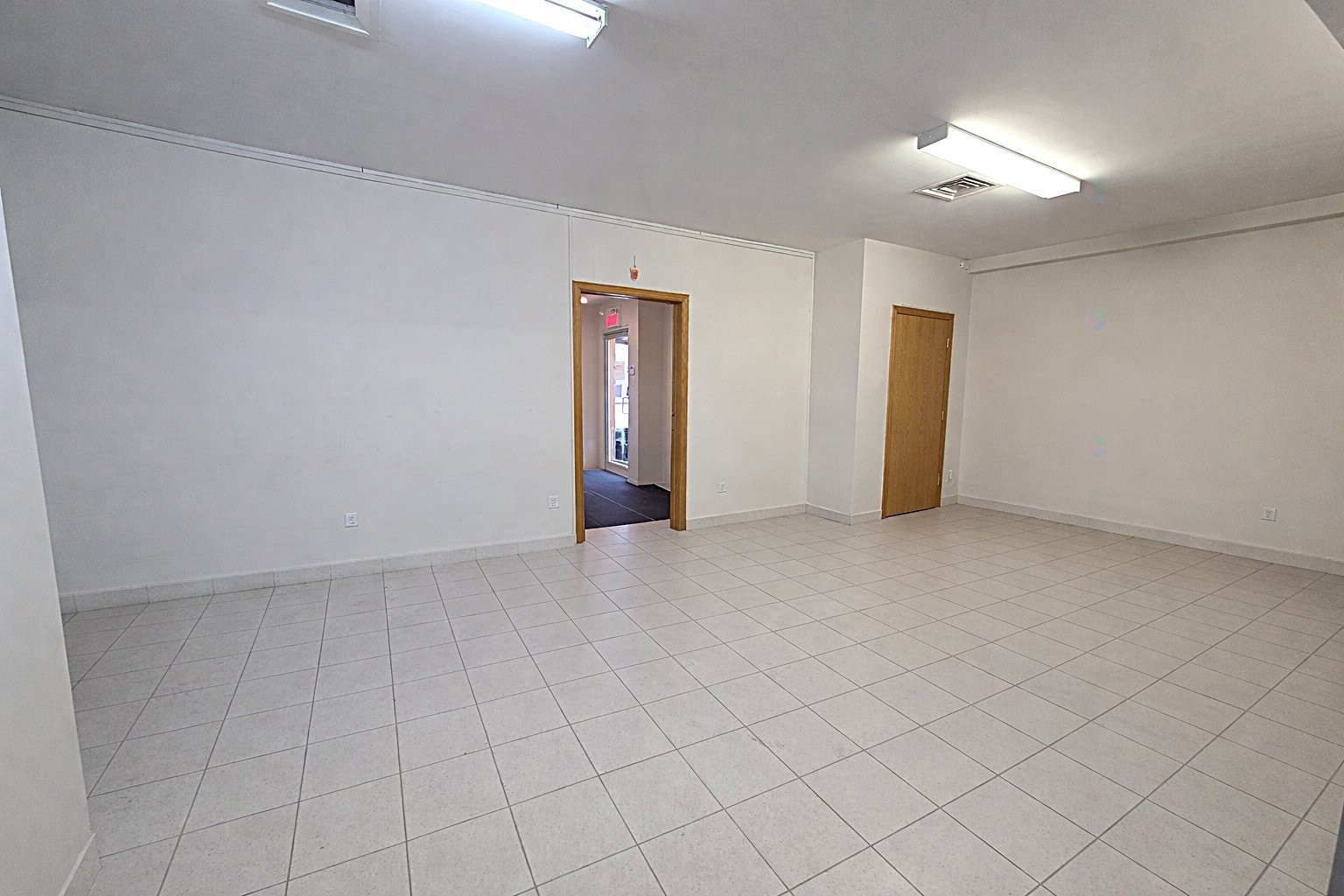 Intérieur - 106-86 Boul. Des Entreprises, Boisbriand, QC - Indoor Photo Showing Other Room