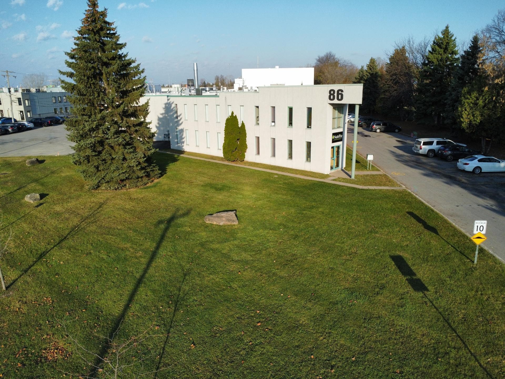 Vue d'ensemble - 106-86 Boul. Des Entreprises, Boisbriand, QC - Outdoor