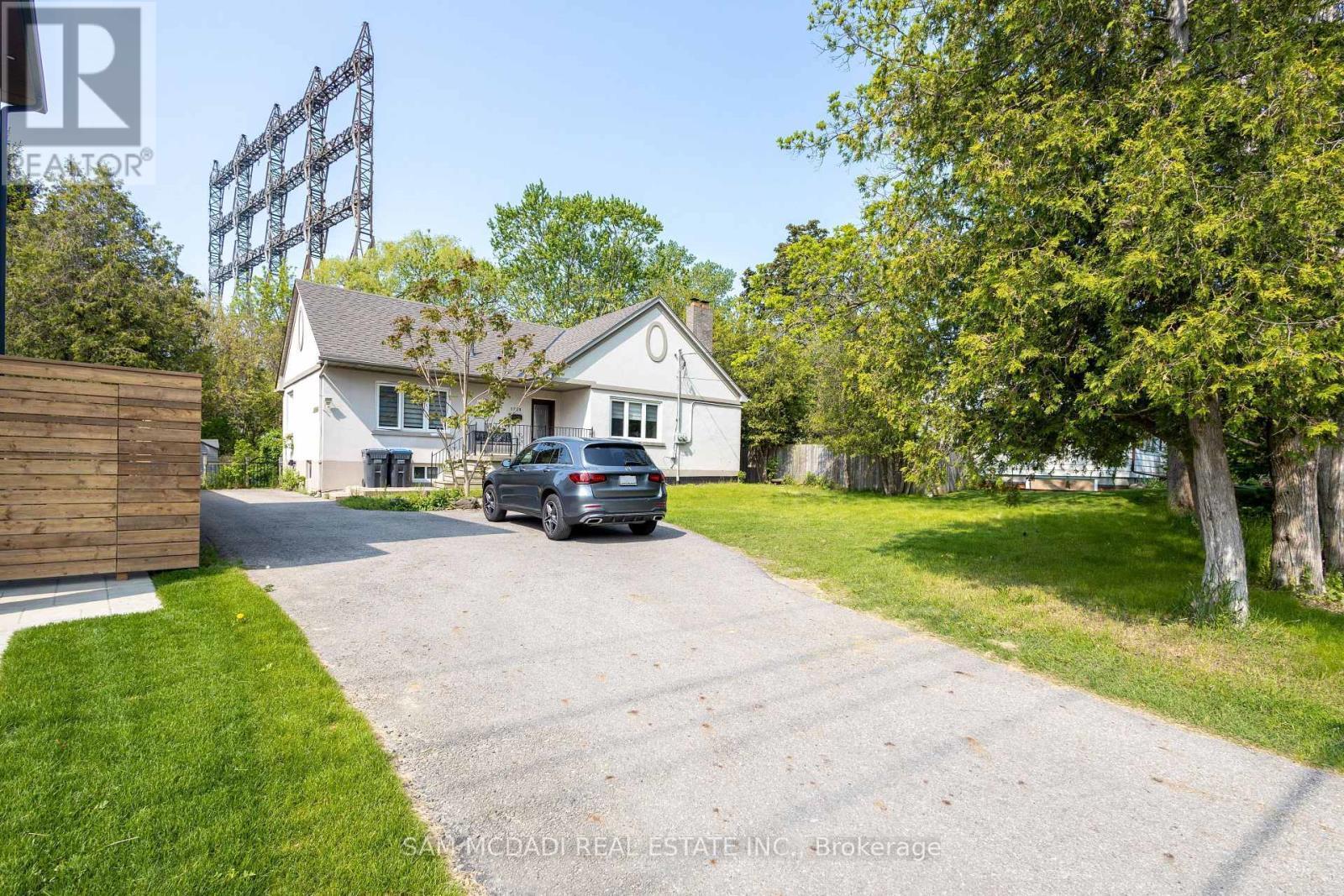 1228 Haig Boulevard, Mississauga, ON - Outdoor