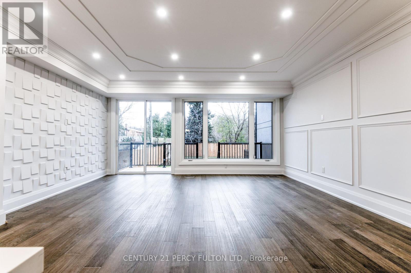 195 Danforth Road, Toronto, ON - Indoor Photo Showing Other Room