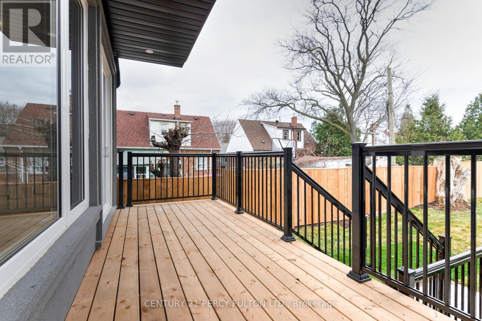 195 Danforth Road, Toronto, ON - Outdoor With Deck Patio Veranda With Exterior